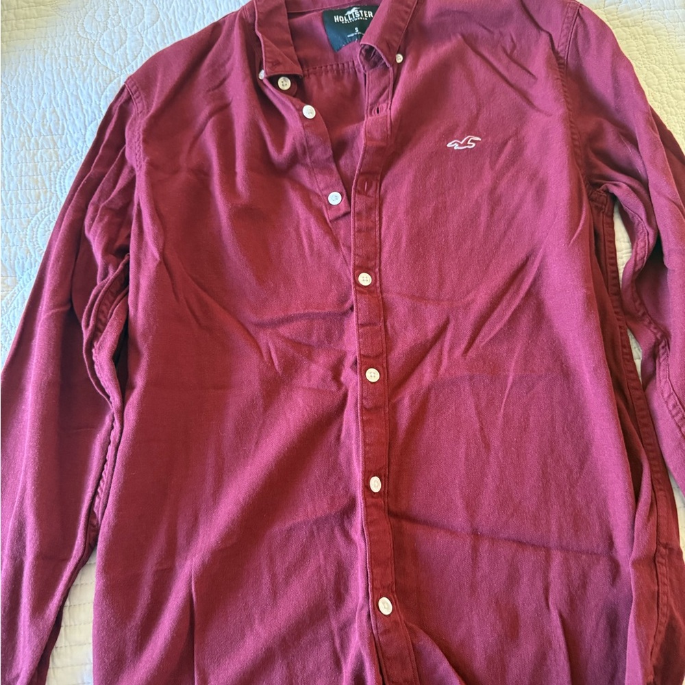 Hollister Men's Deep Red Casual Shirt